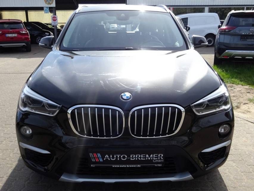 Fahrzeugabbildung BMW X1  xDrive20d  xLine /Navi/8xbereift/Kamera