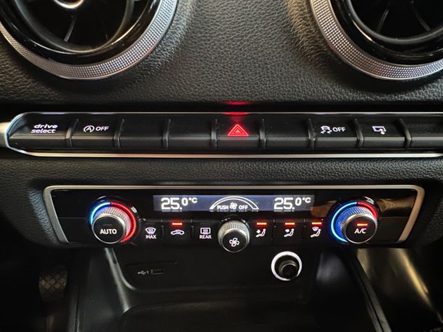 MYAUTOCENTER – Gebraucht- und Jahreswagen mit Werkstattservice in Pfaffenhofen Audi A3 Sportback sport *1. Hand*Klima*Navi*Xenon*BT*