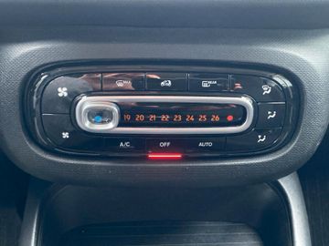 Bild 19 Smart ForTwo EQ*22KW*SHZ*DAB*CARPLAY*ALLW**MWST*