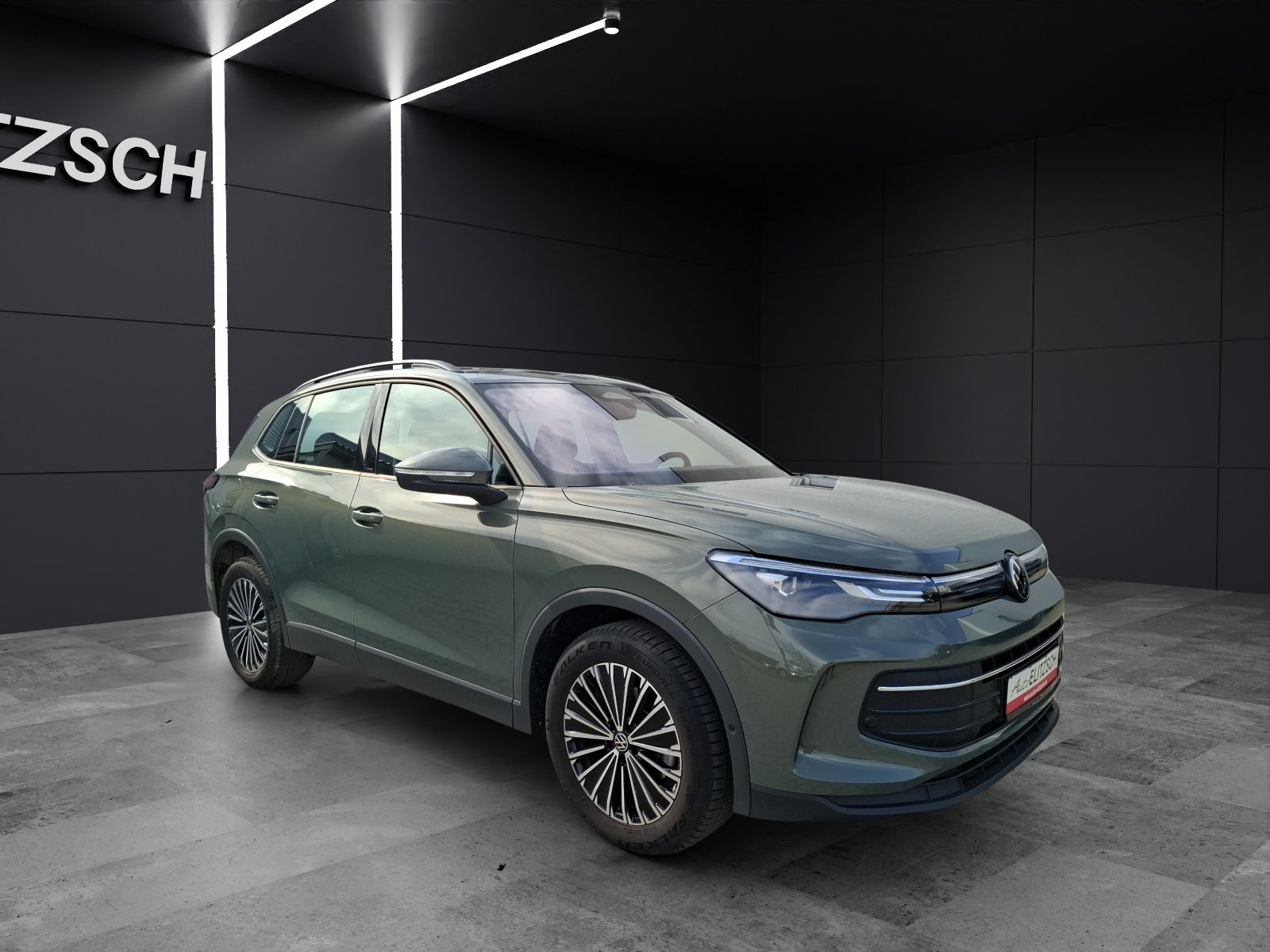 Fahrzeugabbildung Volkswagen Tiguan eTSI Life DSG Standhzg. LED AHK Navi AID