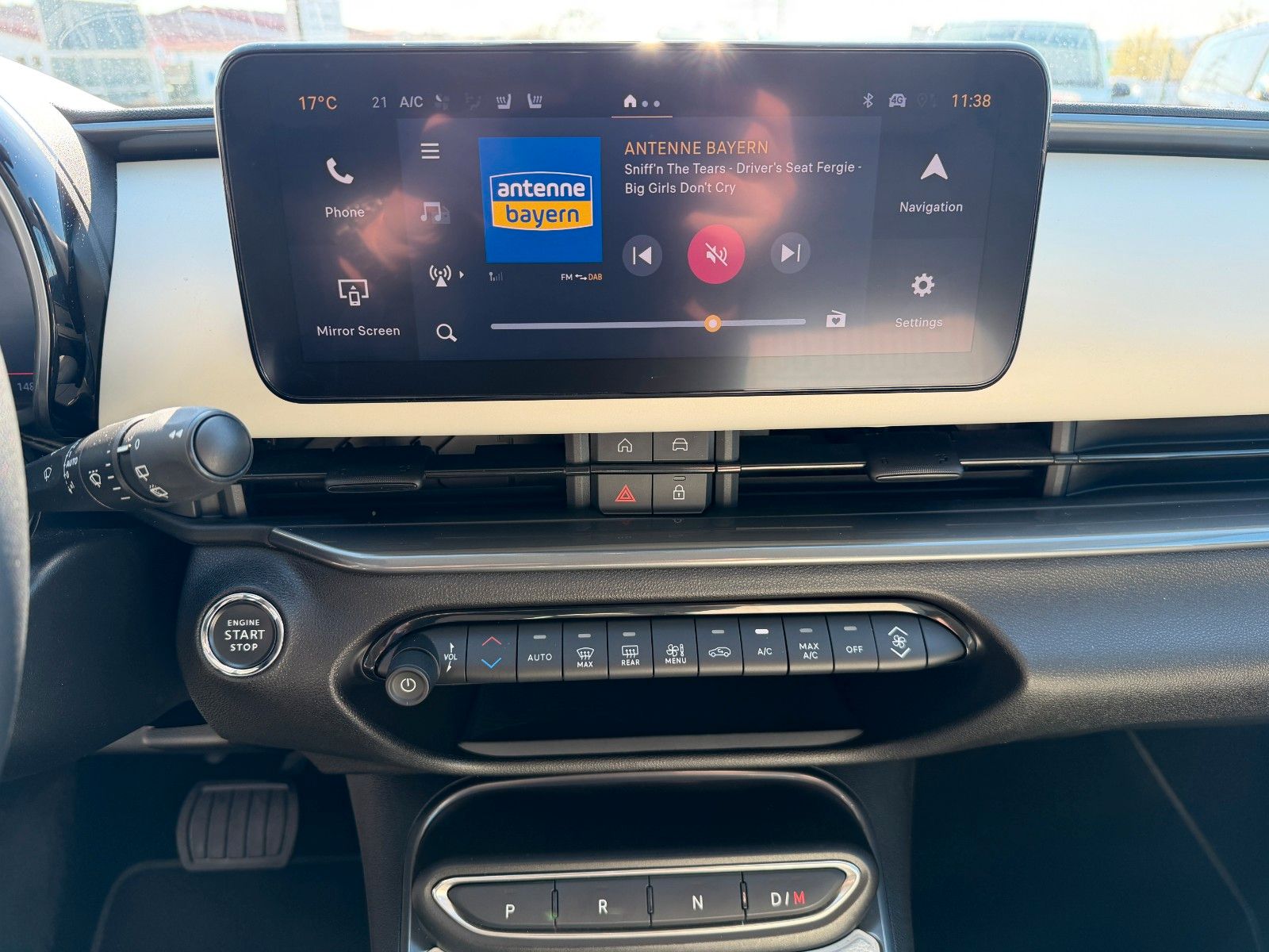 Fahrzeugabbildung Fiat 600 Hybrid La Prima R-Kamera+Massage+LED+8-Fach