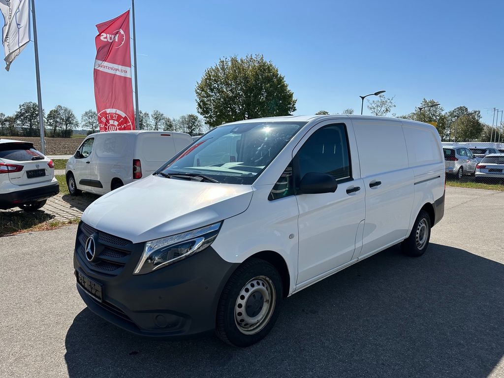 Image of Mercedes-Benz Vito