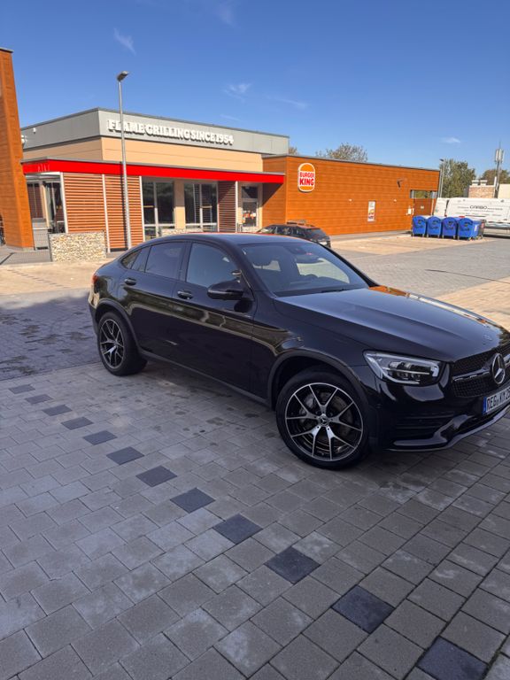 Image of Mercedes-Benz GLC 400