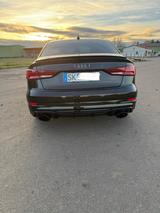 Audi RS3 2.5 TFSI S tronic quattro - - Audi RS3 in Halle
