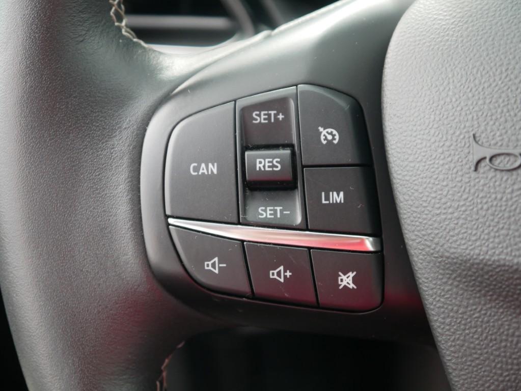 Ford Fiesta 1.0 Titanium LED Android Apple Tempomat