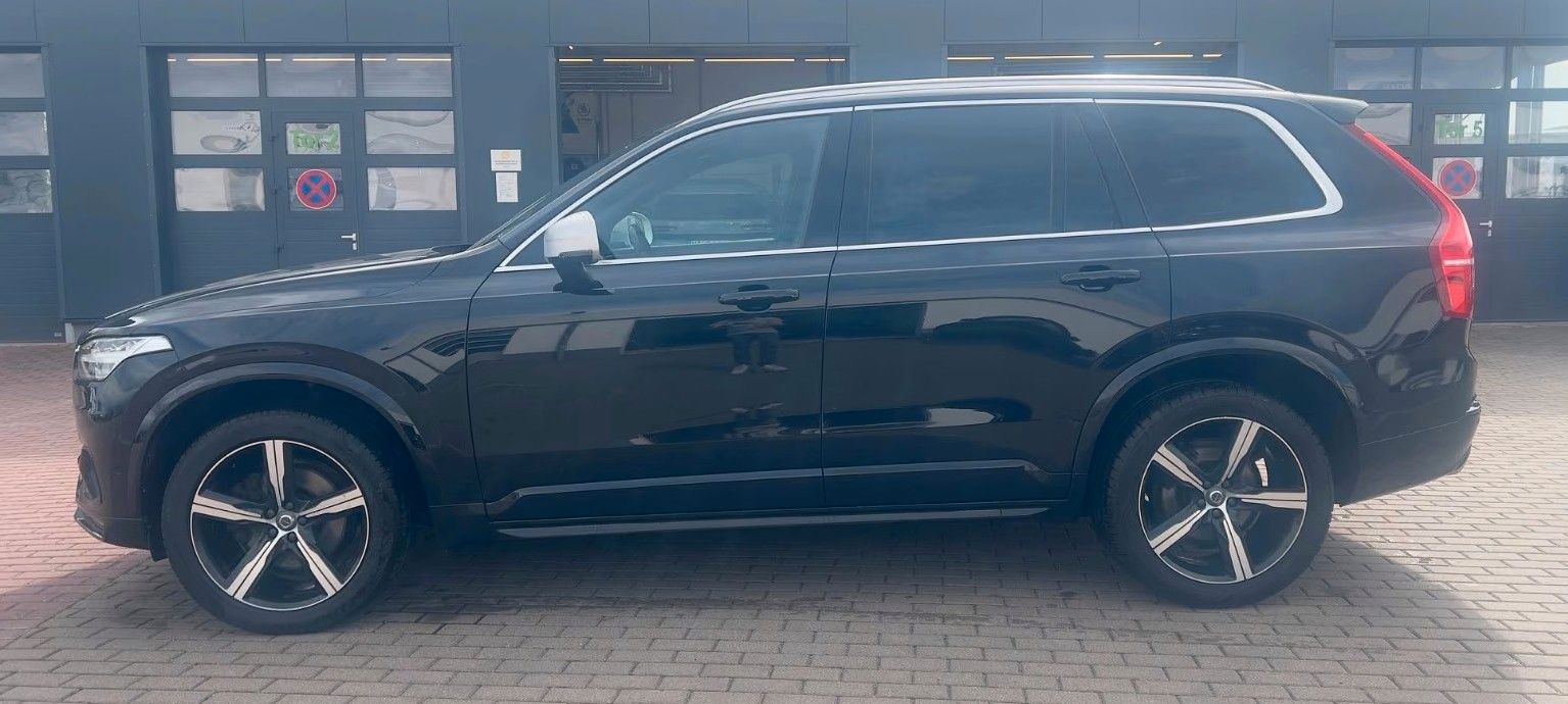 Fahrzeugabbildung Volvo XC90 D5 R-Design*LED*LUFT*CAM*7Sitze