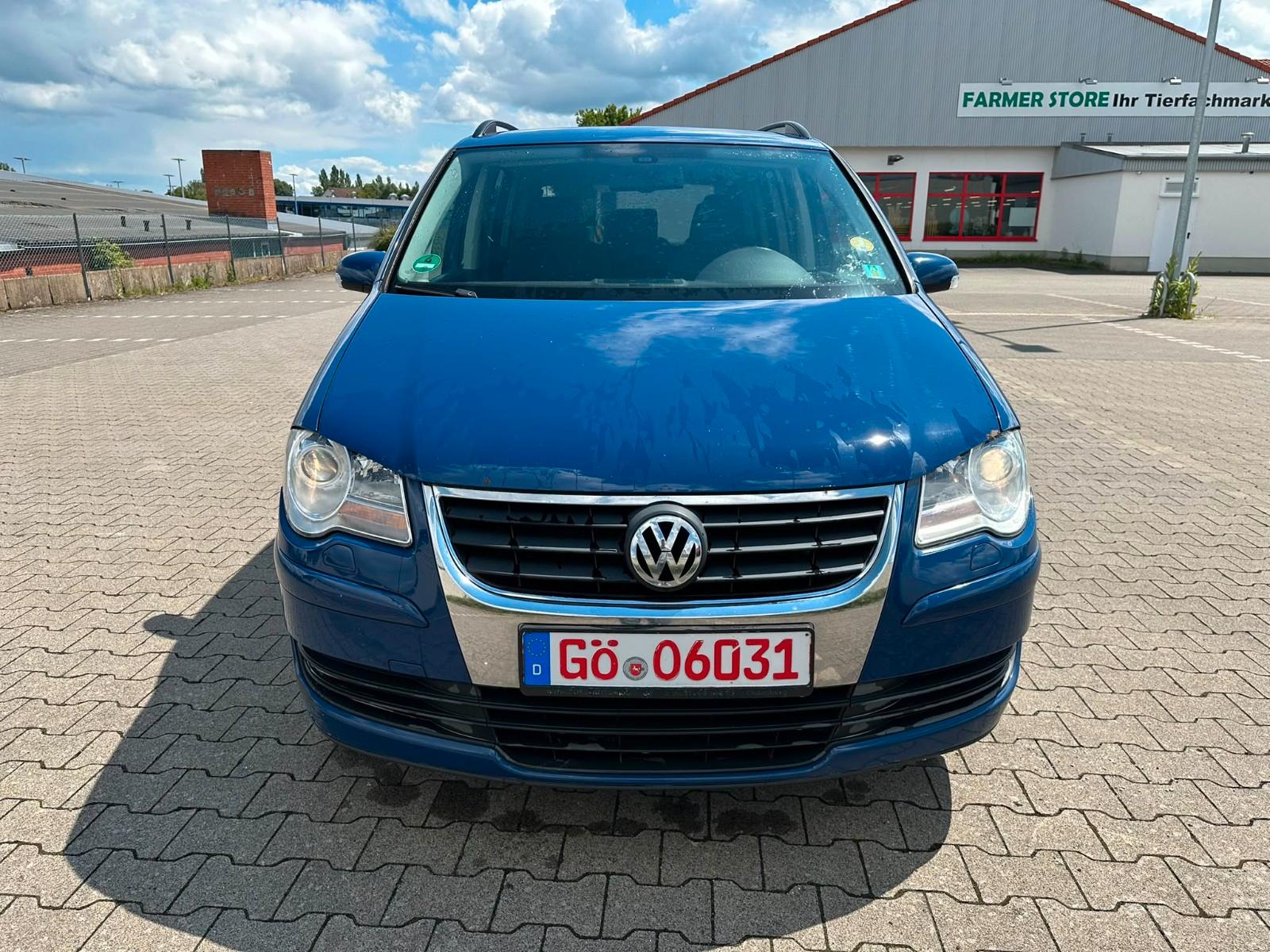 Volkswagen Touran Trendline 7-Sitzer