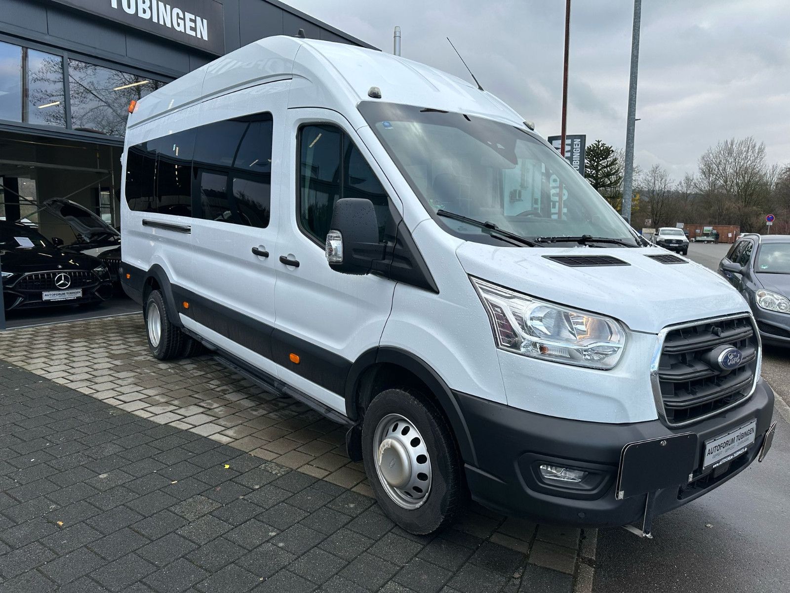 Fahrzeugabbildung Ford TRANSIT 460  BUS L4*17 SItzer*ACC*KLIMA*