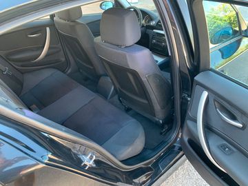 BMW 120 - 8
