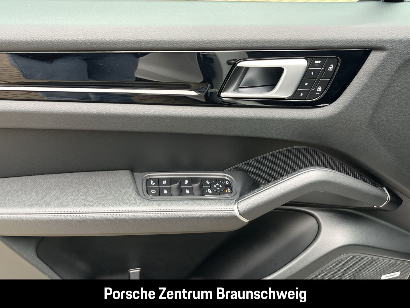 Porsche Cayenne E-Hybrid Sportabgas BOSE Luftfederung foto 19