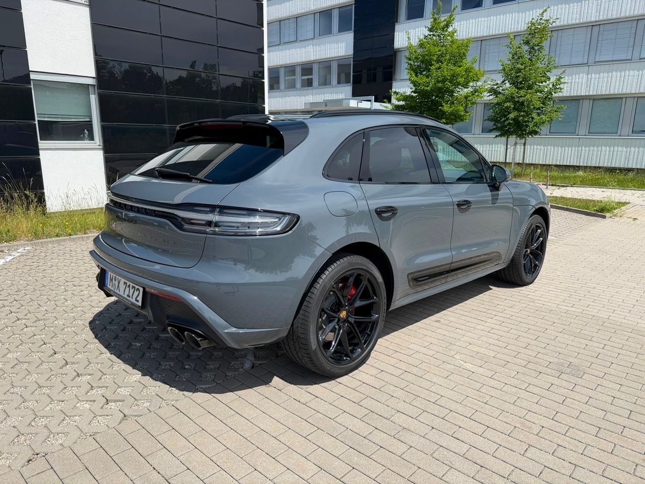 Porsche Macan GTS Abgassport Panorama approved 7/28 foto 13