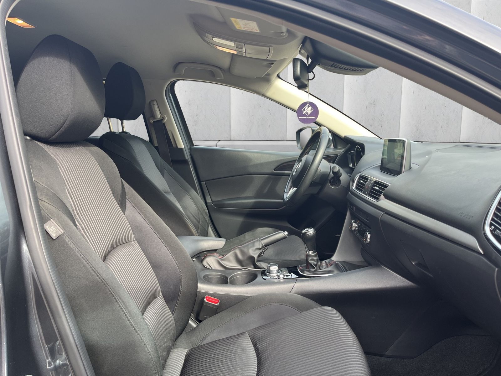 Fahrzeugabbildung Mazda 3 Sports-Line*SHZ*NAVI*XENON*HuD*