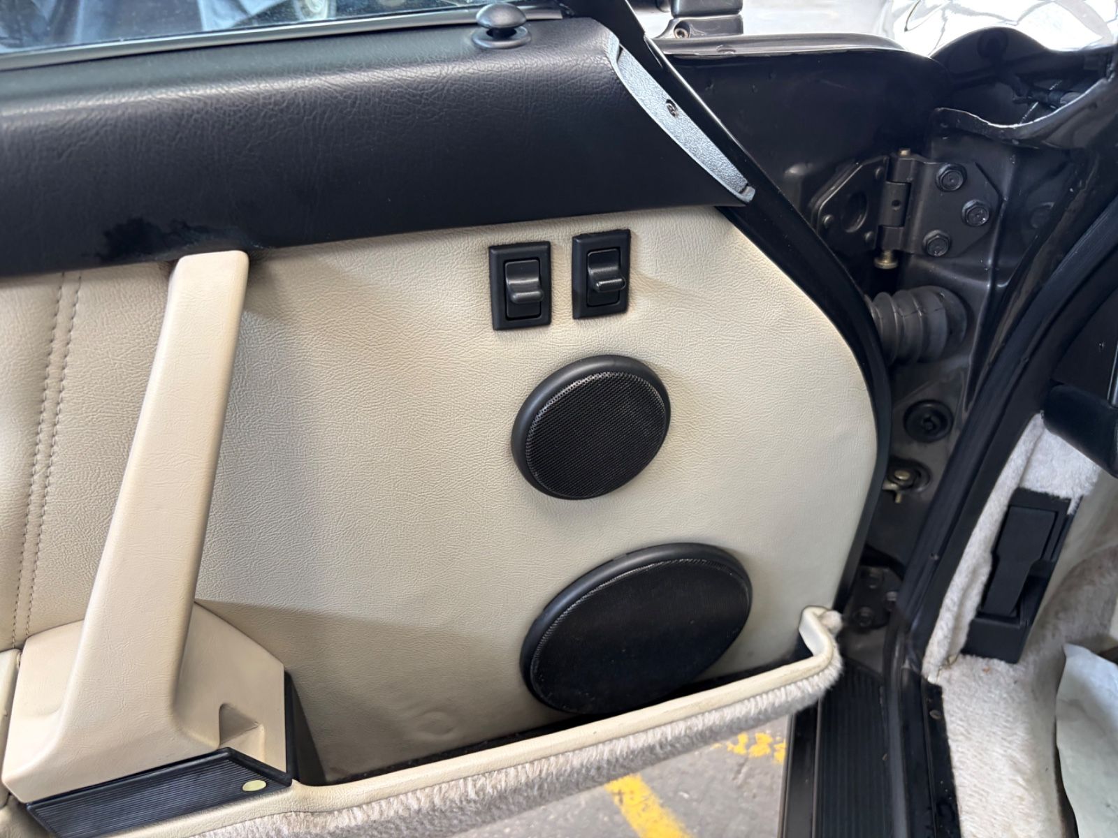 PORSCHE 964 16