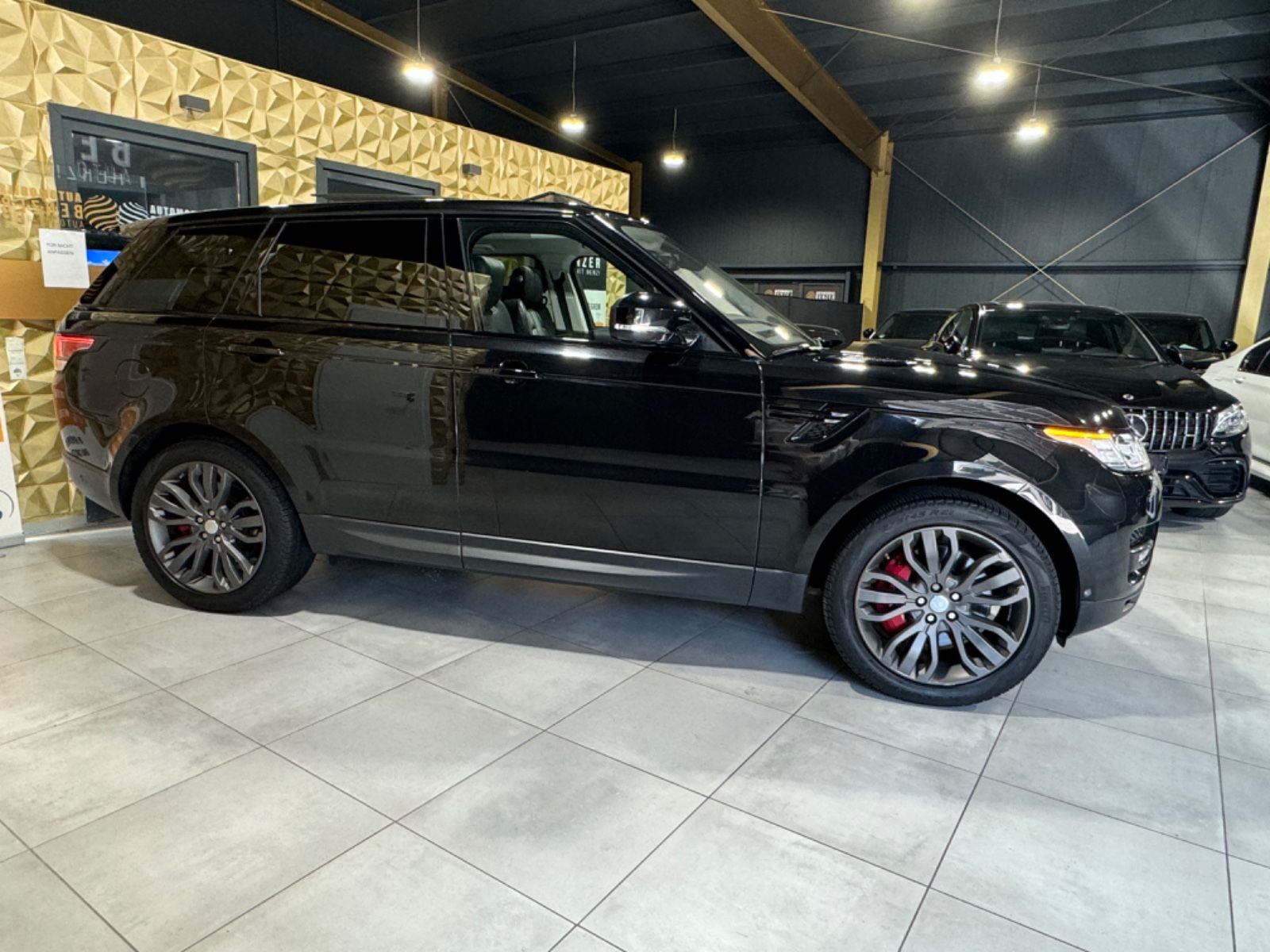 Fahrzeugabbildung Land Rover Range Rover Sport HSE Dynamic//PANO//360**KAM//