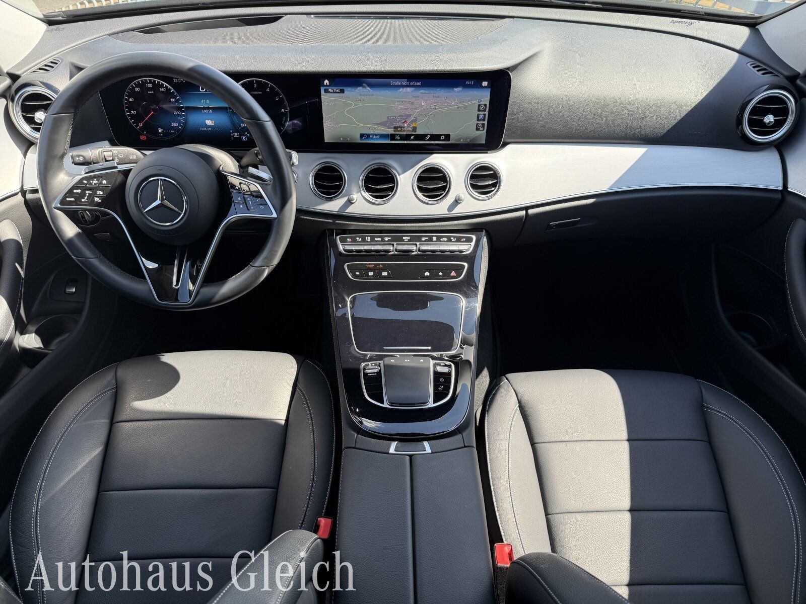 Fahrzeugabbildung Mercedes-Benz E 300 T de Avantgarde (EURO 6d) Distronic/Autom.
