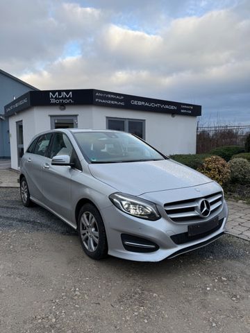 Mercedes-Benz B 220 CDI Navi Scheckheft PDC 1.Hand Automatik