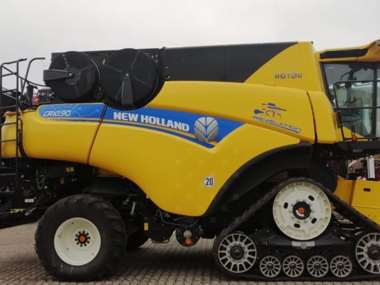 New Holland CR 10.90