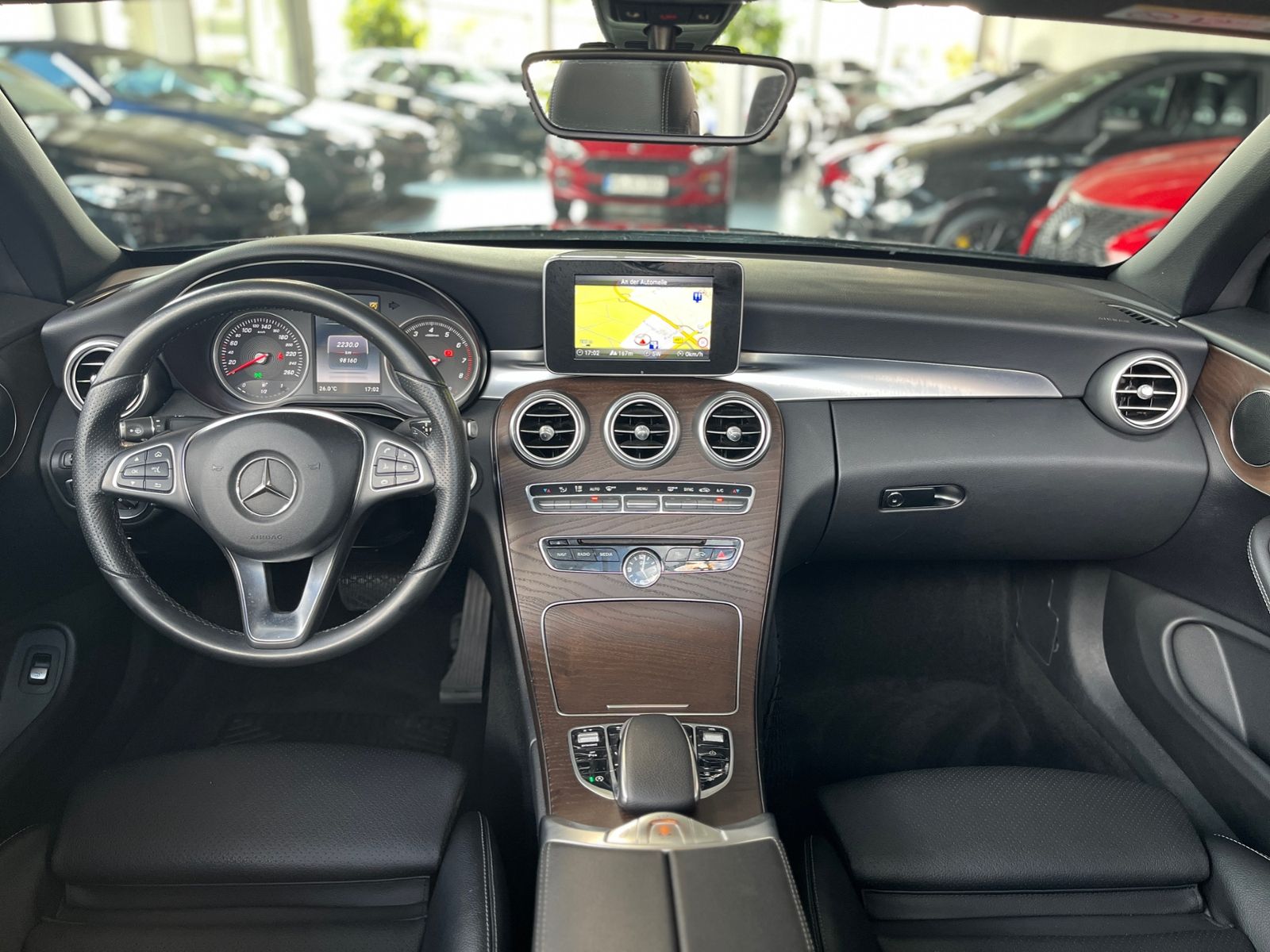 Fahrzeugabbildung Mercedes-Benz C 300 Cabrio  9G-TRONIC LED NAV SHZ PDC 17"