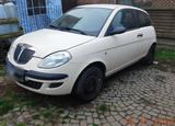 Lancia Ypsilon Ersatzteilspender / - Lancia Ypsilon von privat