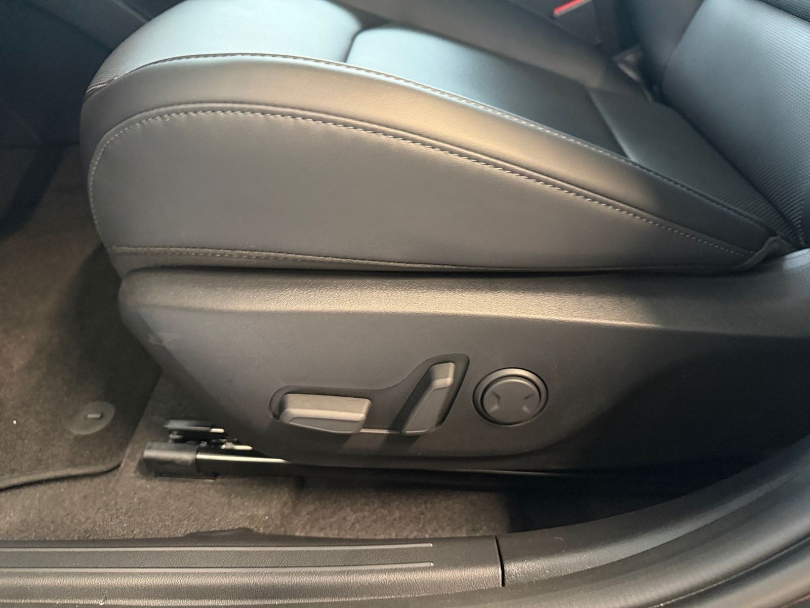 Fahrzeugabbildung Kia K4 1.6T 150 DCT SPI DWP SD