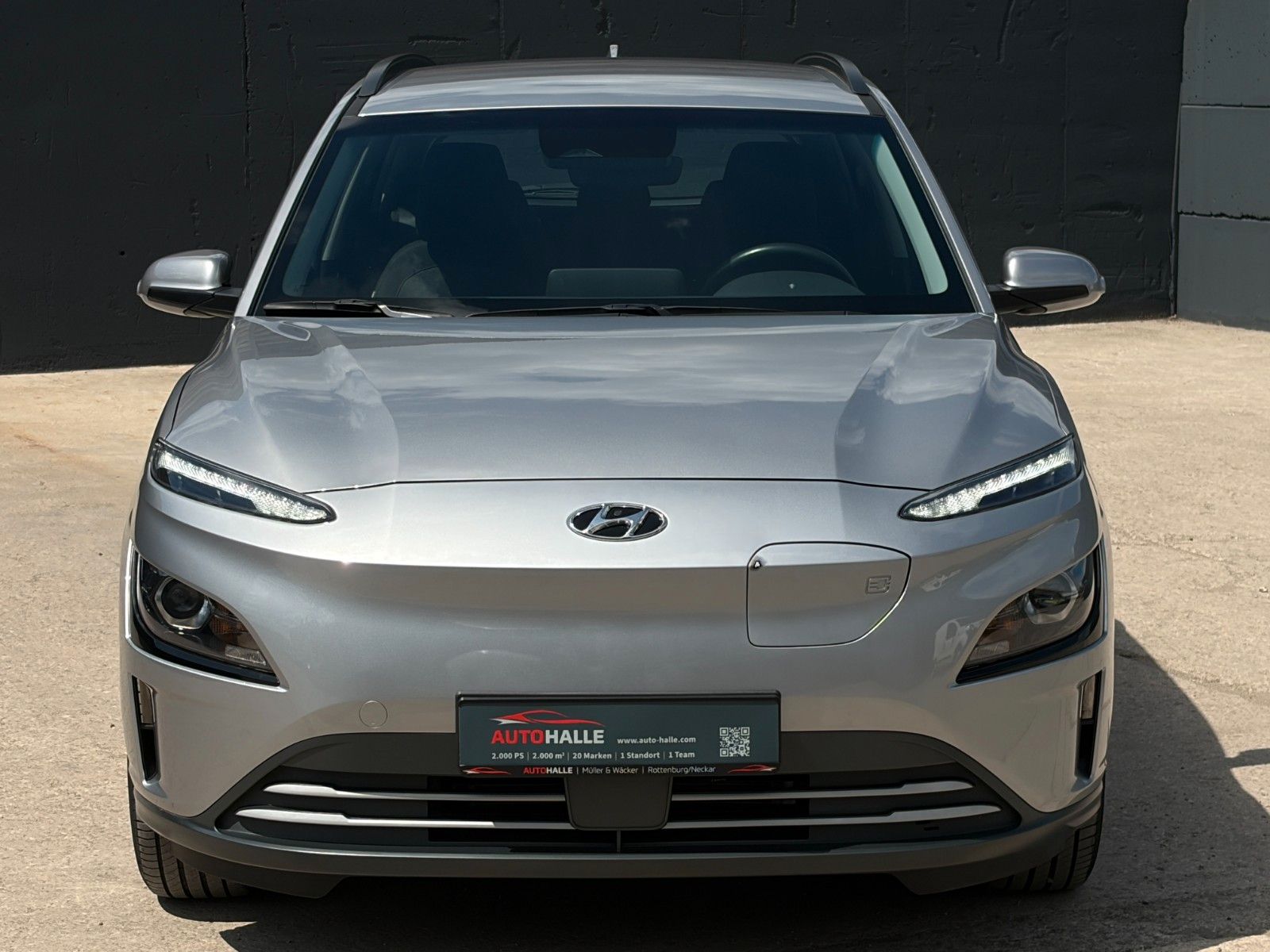 Fahrzeugabbildung Hyundai KONA E Select ACC PDC CAM SHZ LHZ LKA CarPlay