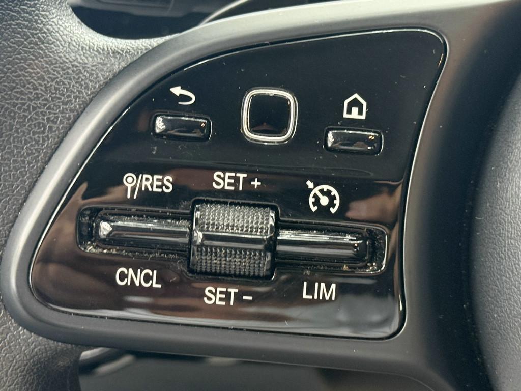 Mercedes-Benz CLA e, 1.Hd., Leder, MBUX, миниатюра 20