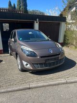Renault Grand Scenic Dynamique TCe 130 Dynamique - Renault Grand Scenic aus 2012