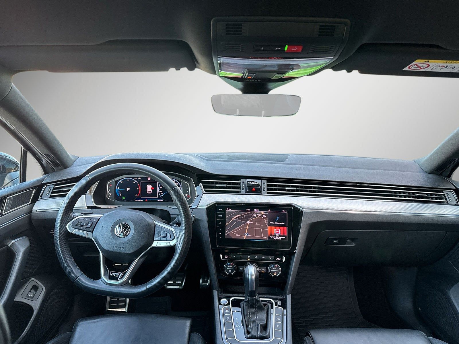 Fahrzeugabbildung Volkswagen Passat 4Motion*R-Line*1-2000 Edition*Keyless*ACC