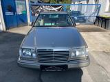 Mercedes-Benz 320 Coupe H-Kennzeichen*3.Hand*Klima*Top Zustand - Mercedes-Benz E 320: T
