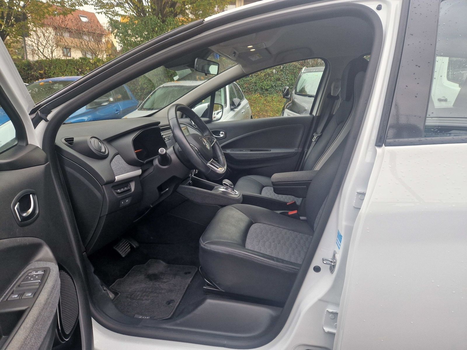 Fahrzeugabbildung Renault ZOE R110 Z.E. 50 ABS Außenspiegel beheizbar ESP