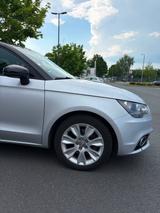 Audi A1 1.4 TFSI S line Sportback S line - Audi A1 aus 2012: Sportback