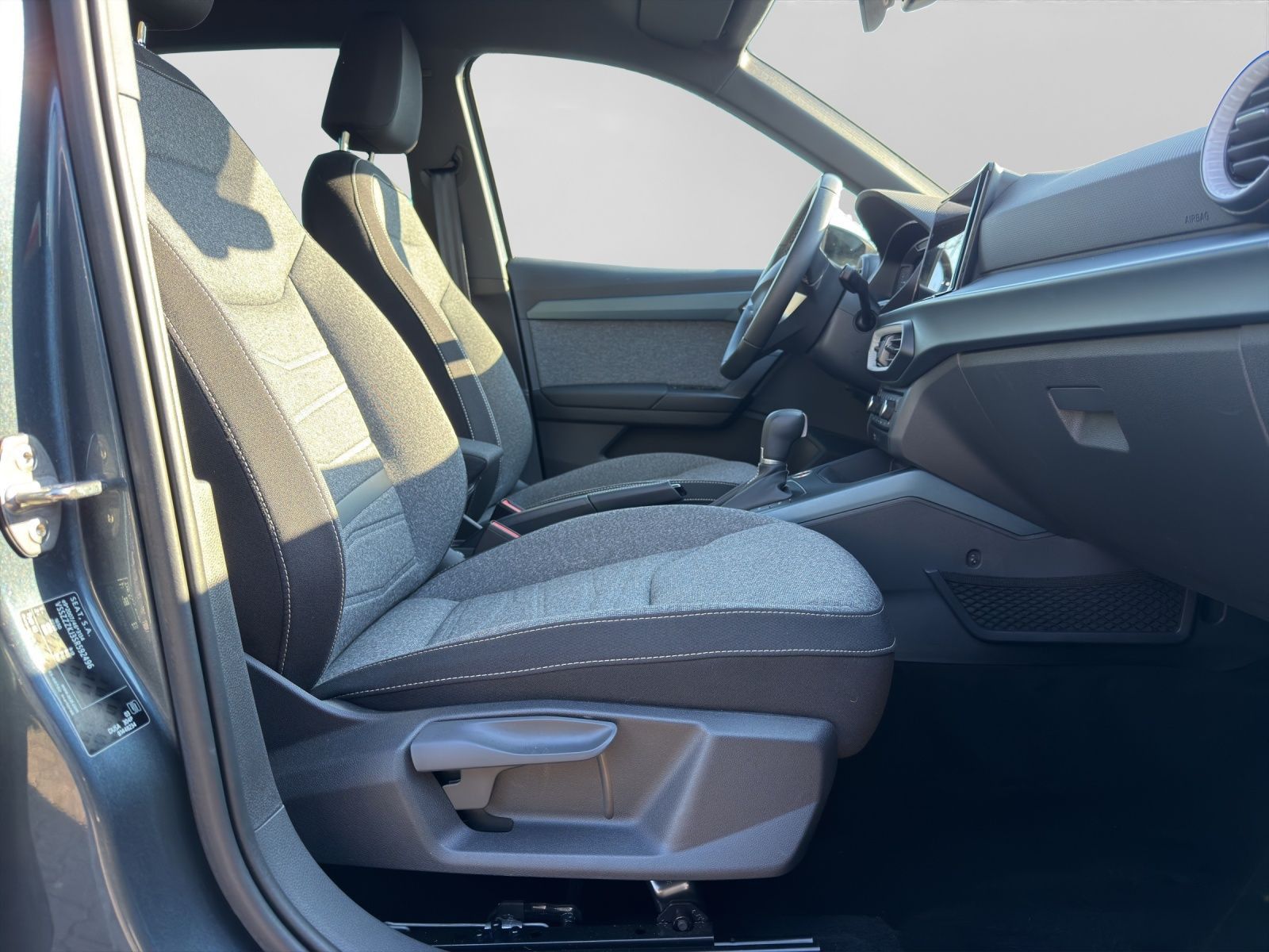Seat Arona - Bild 4