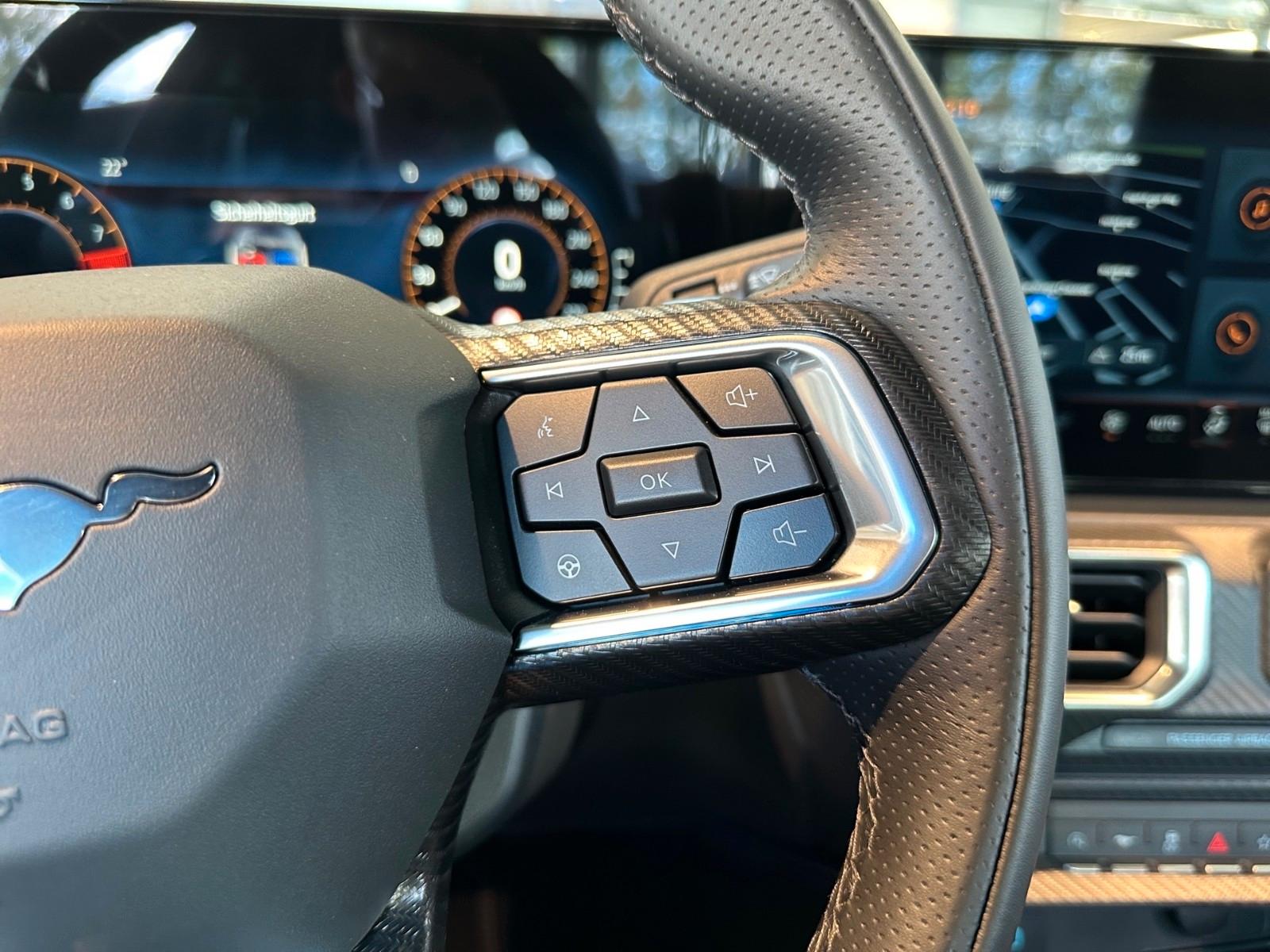 Ford Mustang V8 Fastback GT  Navi,ACC,
