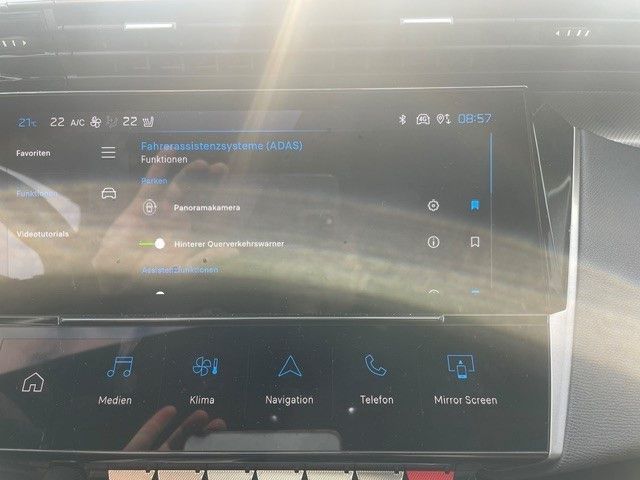Fahrzeugabbildung Peugeot 408 GT PlugInHybrid 225 AT+Navigationssystem+Sou