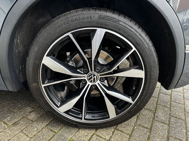 Tiguan R-Line 4Motion NAV;DCC;TWA;KAMERA