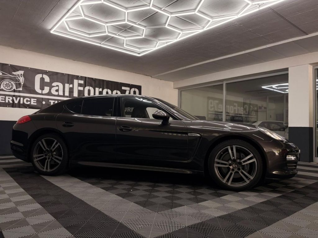 PORSCHE Panamera Basis VOLLLEDER PANORAMA ISOFIX LUFTFAH PORSCHE Panamera Basis VOLLLEDER PANORAMA ISOFIX LUFTFAH