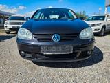 Volkswagen Golf 1.6 FSI Comfortline.Tüv.1.2027 - Volkswagen Golf aus 2005: 1.6