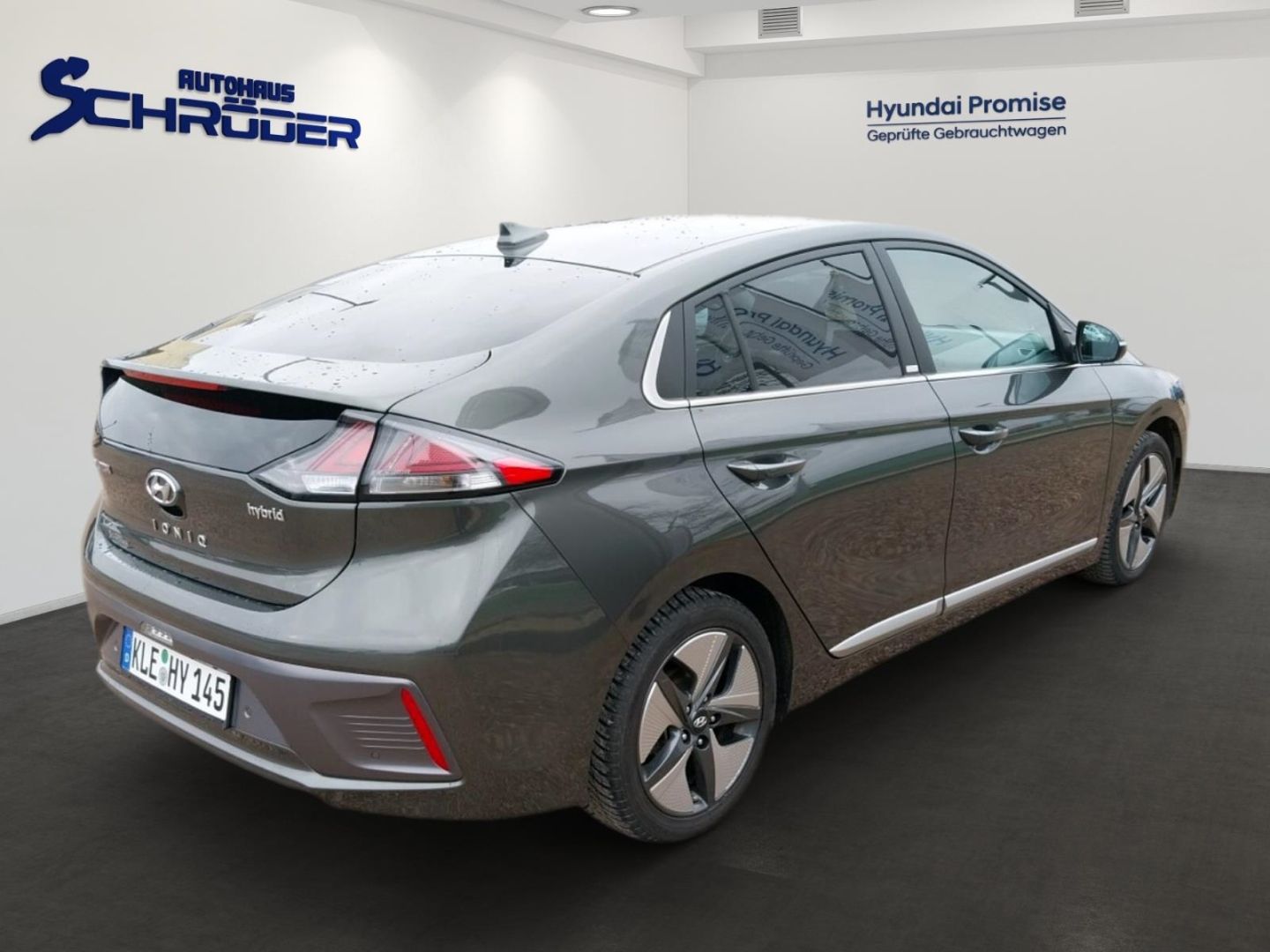 Fahrzeugabbildung Hyundai IONIQ 1.6 GDi Hybrid Facelift, Sitzheizung