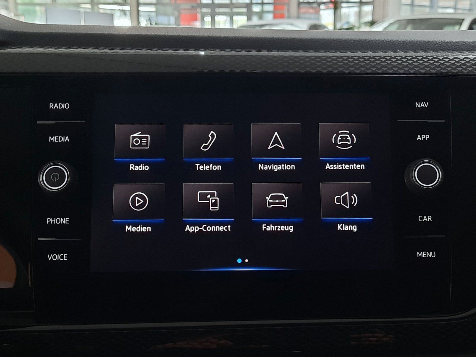Fahrzeugabbildung Volkswagen Polo Life *Navi*Cam*LED*Sitzhzg.*Einparkh.*AppC*