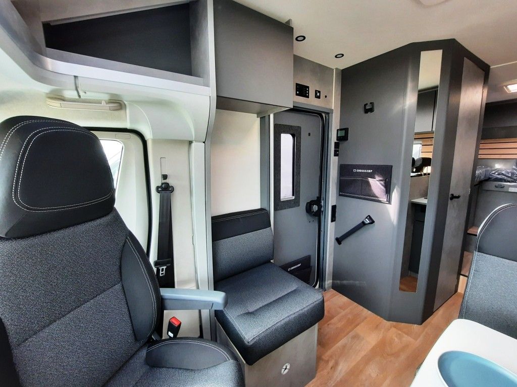 Fahrzeugabbildung Crosscamp EXPDN 7.0 E Verfüg./Sparen Sie 4.689,- €