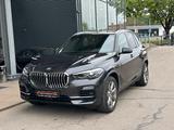 BMW X5 xDrive45e PHEV Aut. / Pano / Head Up / Har... - BMW X5 mit Hybrid-Antrieb: Grau, Geländewagen