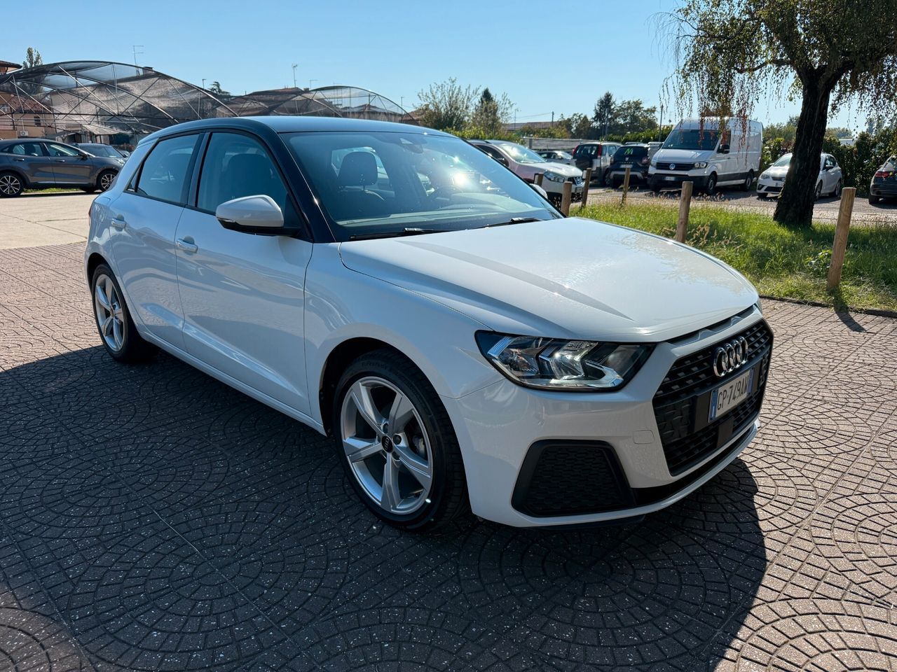Audi A1 SPB 25 TFSI S tronic Admired imagem 3