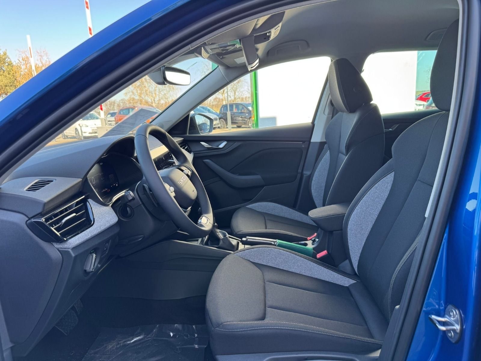 Fahrzeugabbildung SKODA Kamiq Selection 1,0 TSI 85 kW 7-Gang-DSG