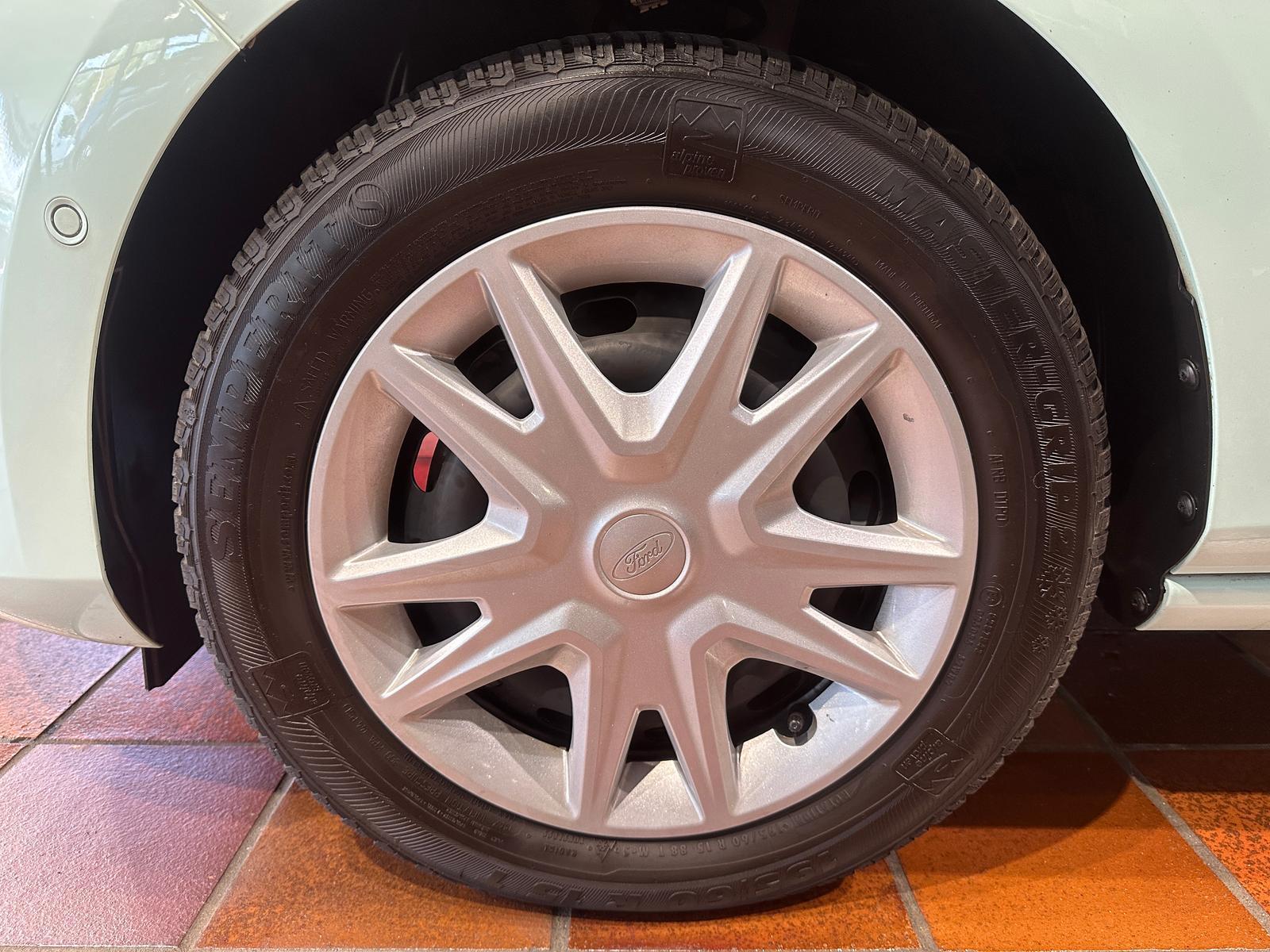 Ford FIESTA 1.1 5T C&C NAVI KAMERA ACT,PARK WINTERPAK