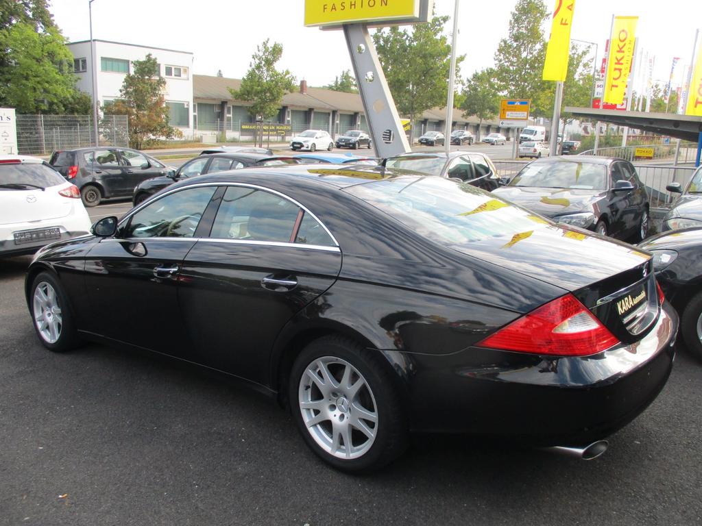 Mercedes-Benz CLS 320