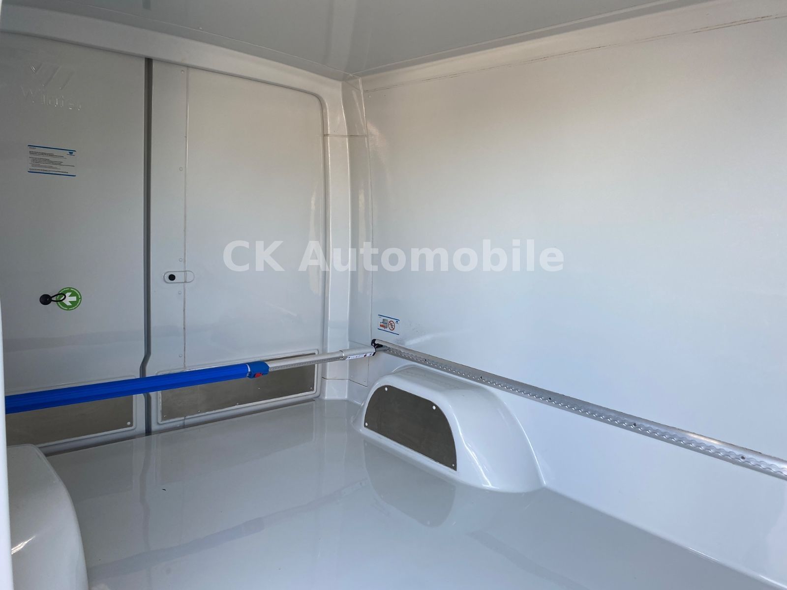 Fahrzeugabbildung Mercedes-Benz Sprinter III Kühlkasten 317CDI/Navi/LED/360°Kam