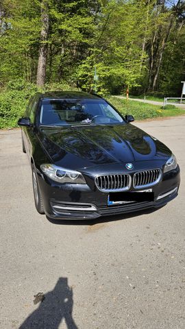 BMW 530d xDrive Touring A -
