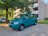 Volkswagen T5   Caravelle  9 Sitze 147000 km - VW T5 Gebrauchtwagen in Frankfurt