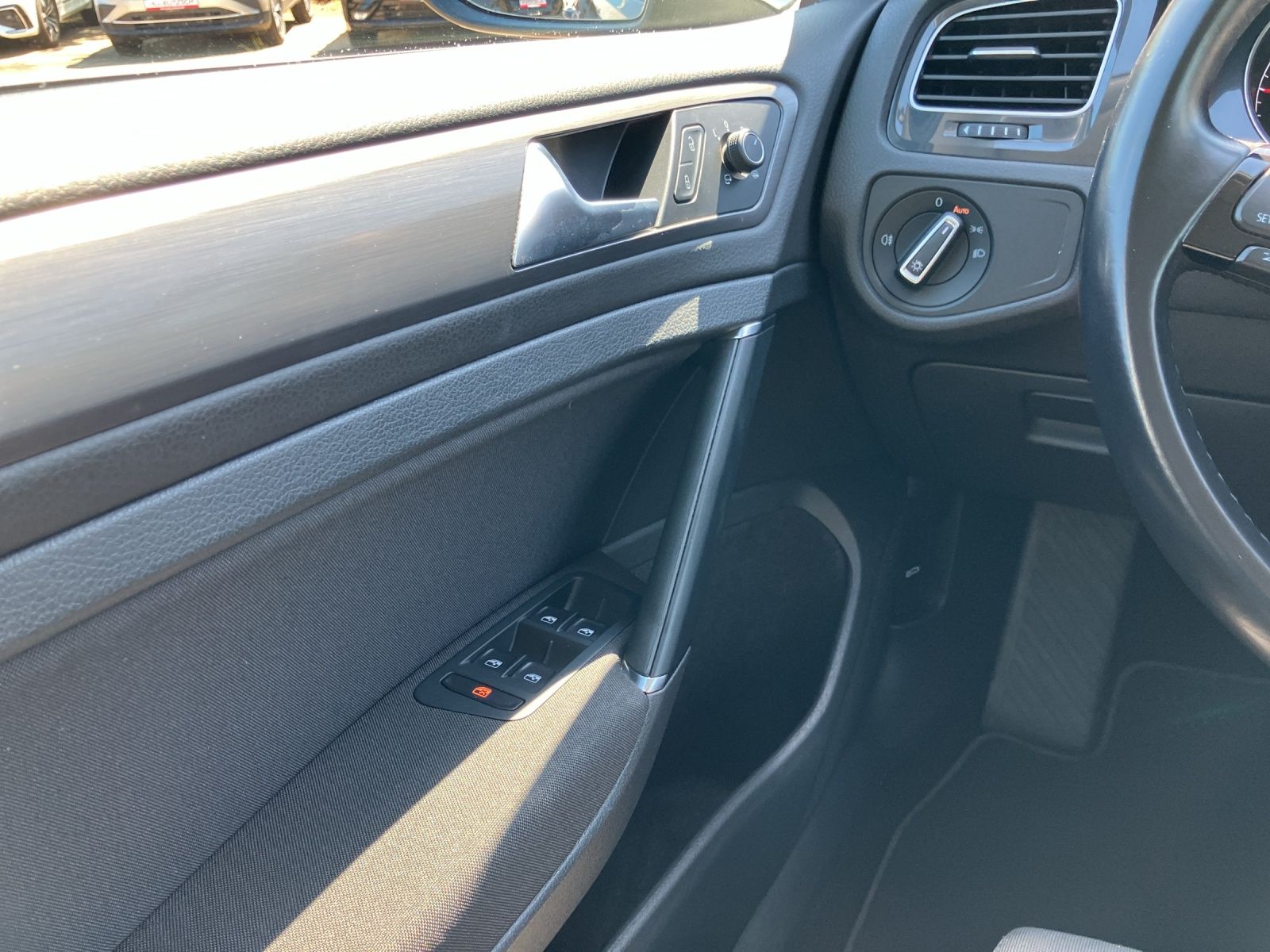 Fahrzeugabbildung Volkswagen Golf VII Variant Comfortline R-Line TDI DSG ACC