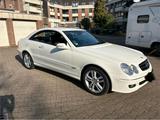 Mercedes-Benz nur 46.ooo KM Mercedes Benz CLK-200 Kompre... - Mercedes CLK 200 mit Anhängerkupplung